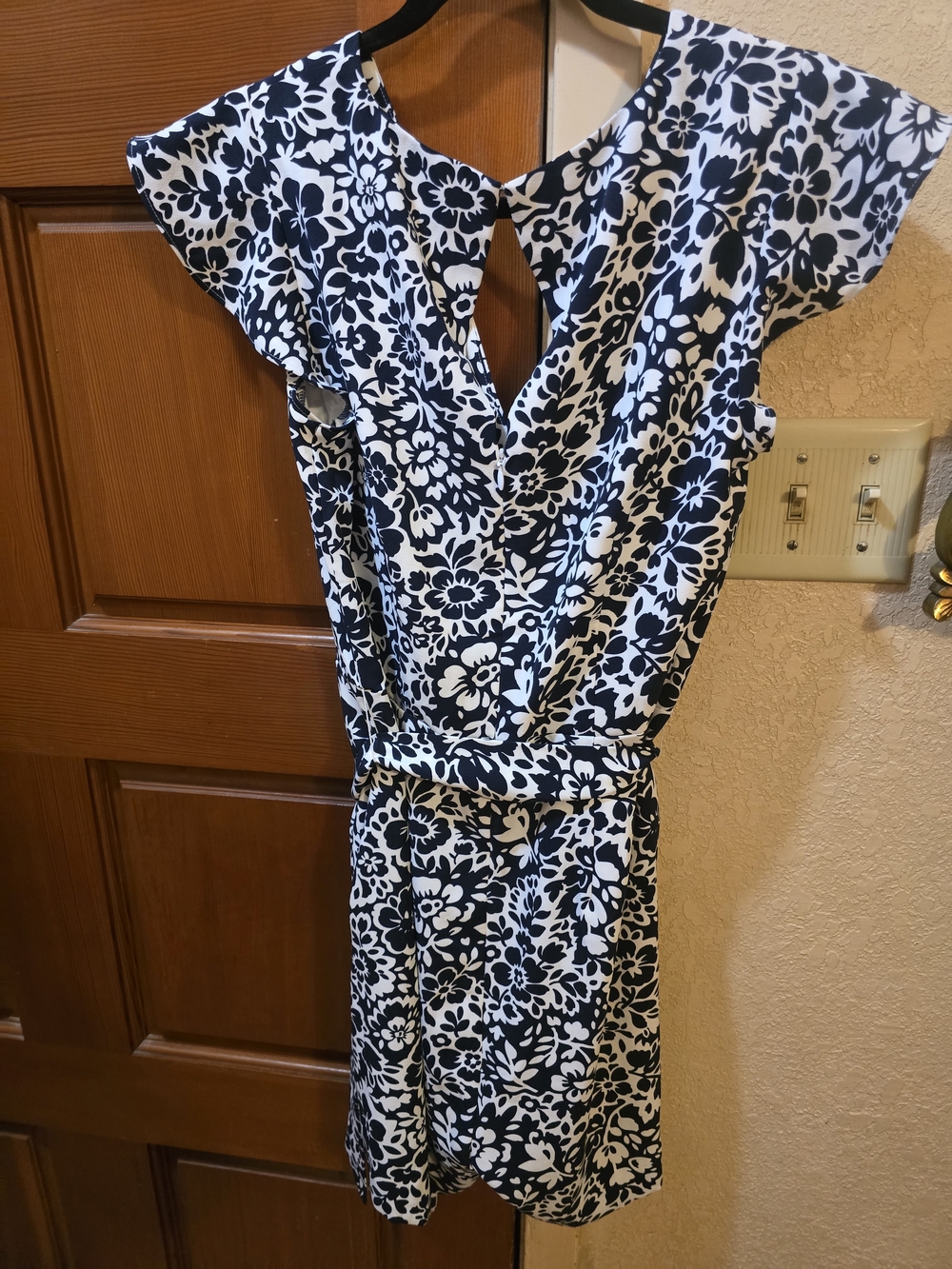 Black & White Floral Wrap-Style Women's Dress